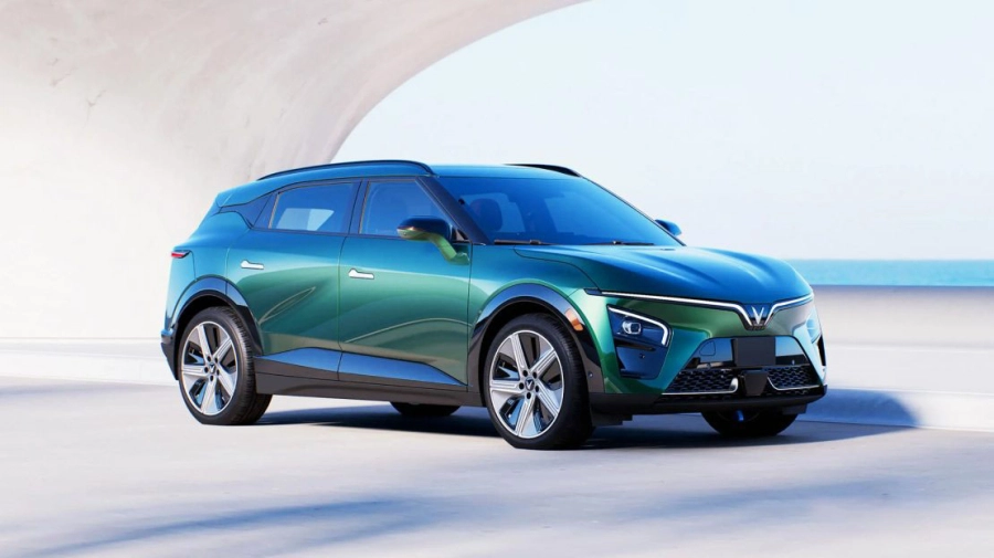 VinFast VF 7 - 8